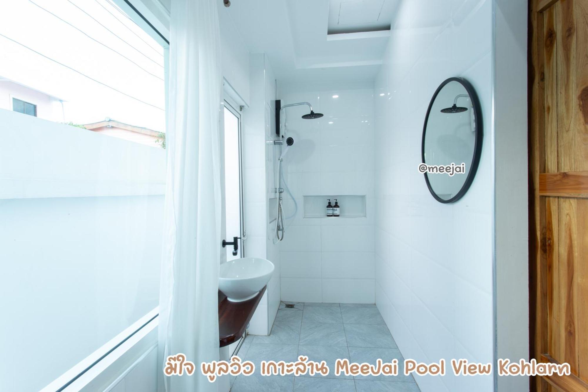 มีใจ พูลวิว เกาะล้าน Meejai Pool View Kohlarn Hotell Eksteriør bilde